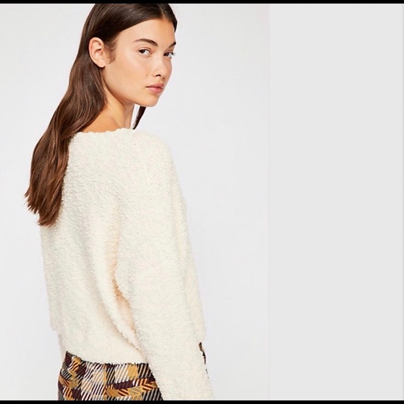 FREE PEOPLE POPCORN PULLOVER - Picture 4 of 4